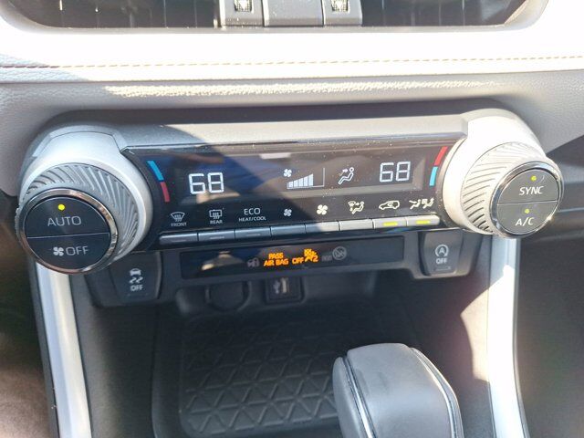 2024 Toyota RAV4 XLE Premium Hurst TX