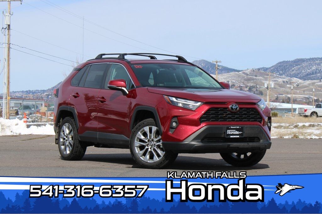 2024 Toyota RAV4 XLE Premium