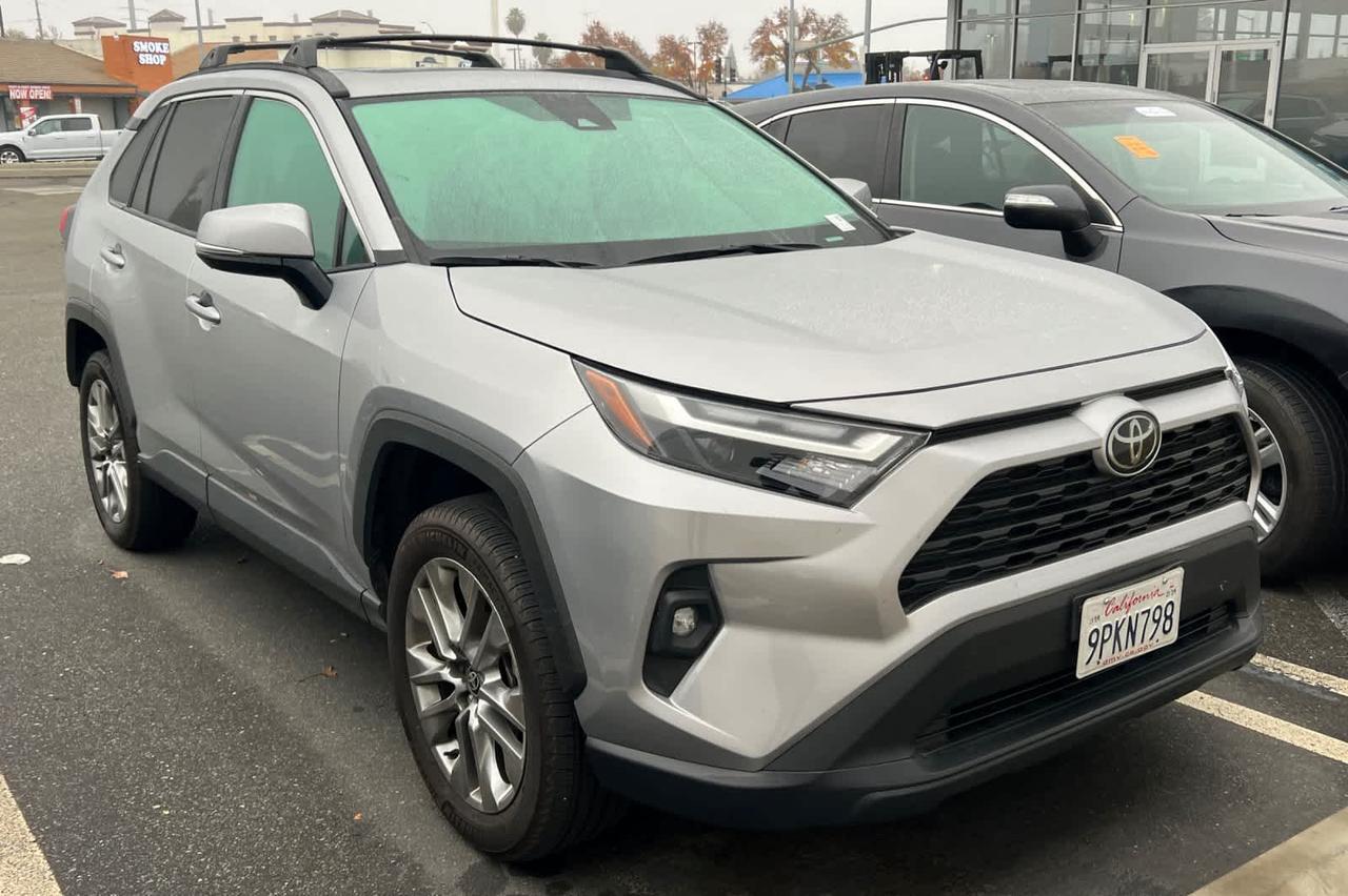 2024 Toyota RAV4 XLE Premium