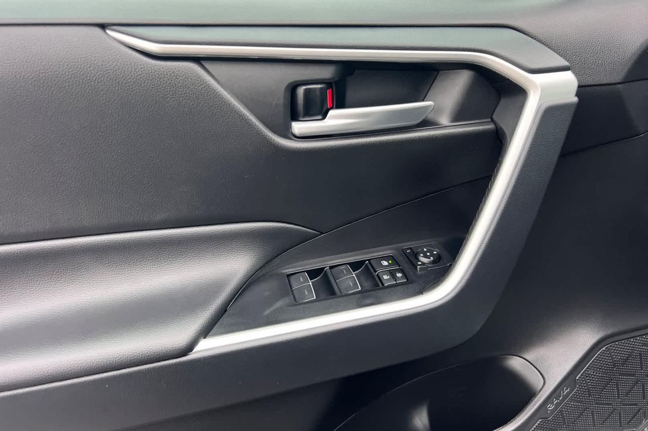 2024 Toyota RAV4 XLE Premium Roseville CA