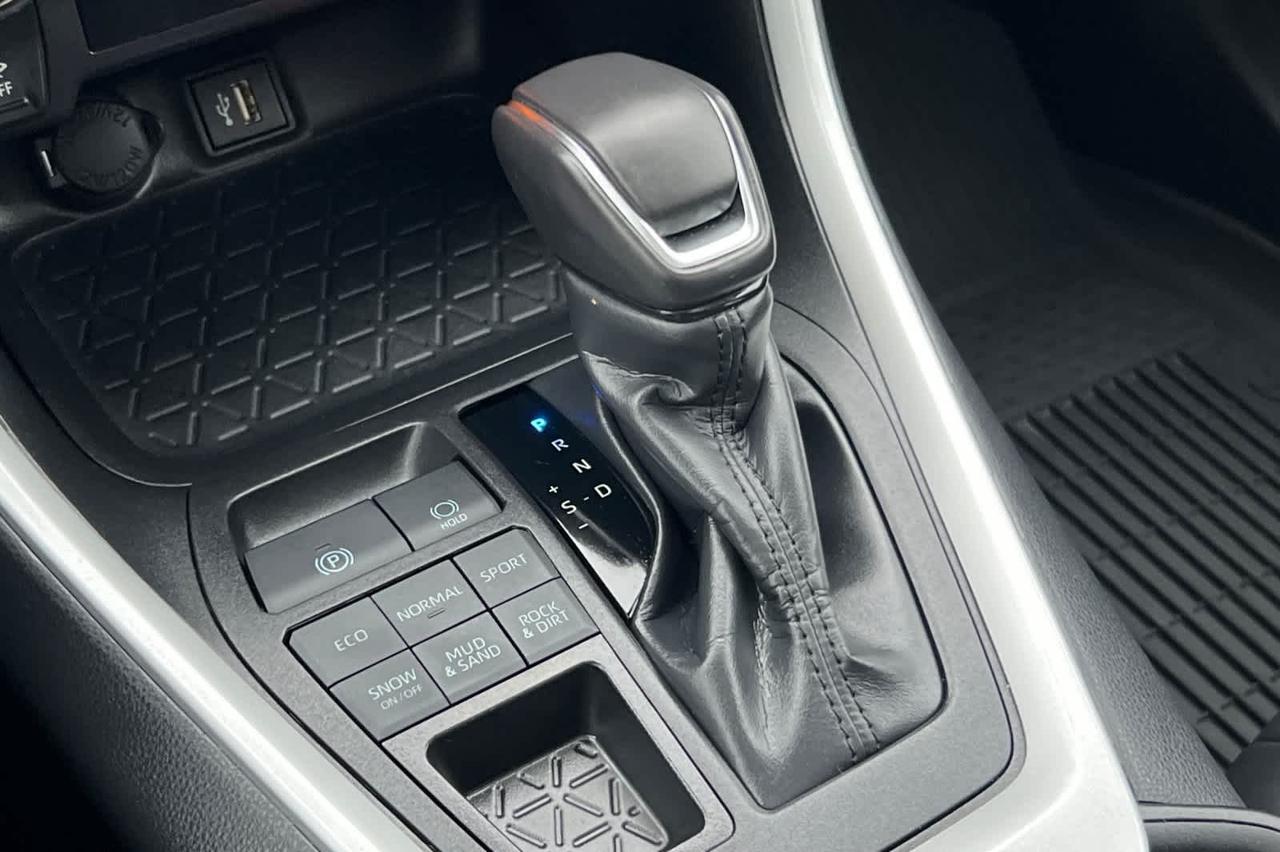 2024 Toyota RAV4 XLE Premium Roseville CA