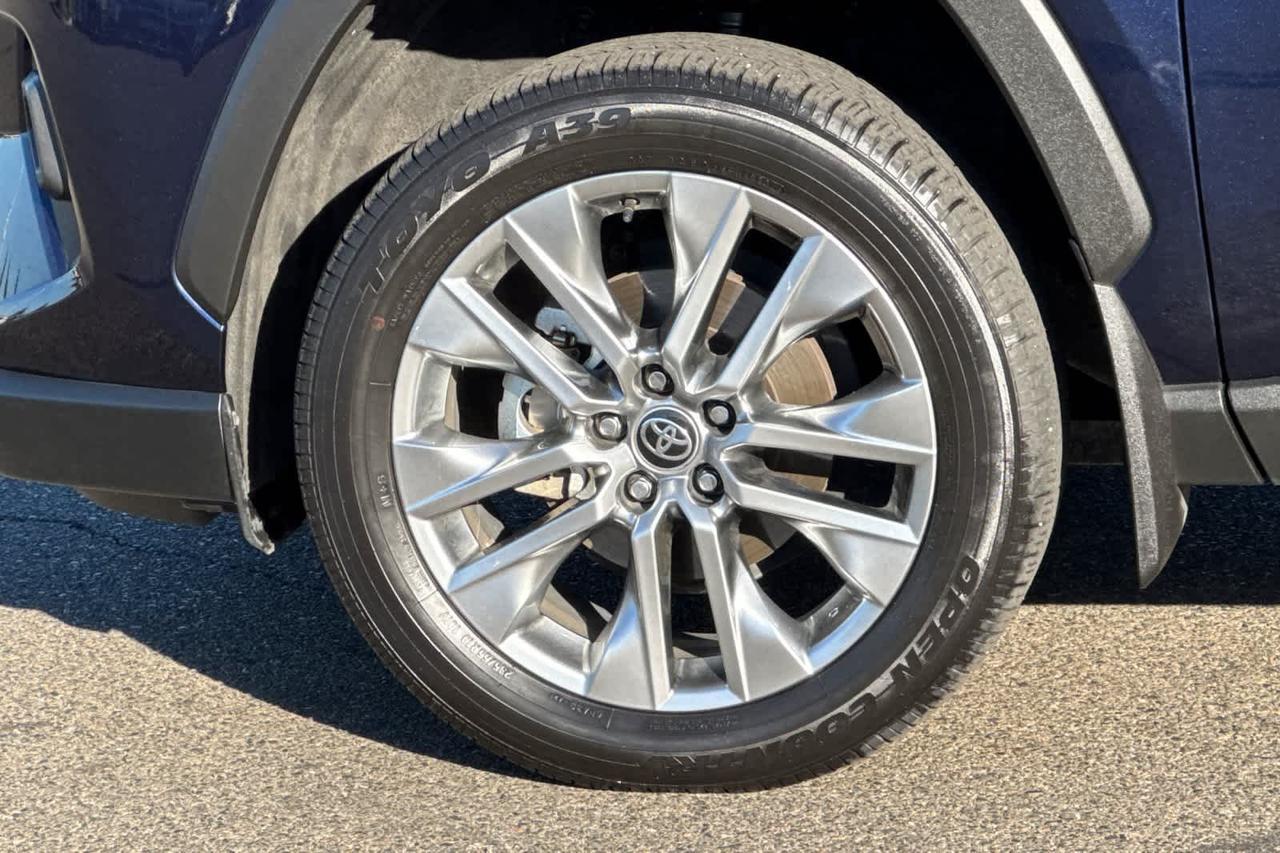 2024 Toyota RAV4 XLE Premium Roseville CA