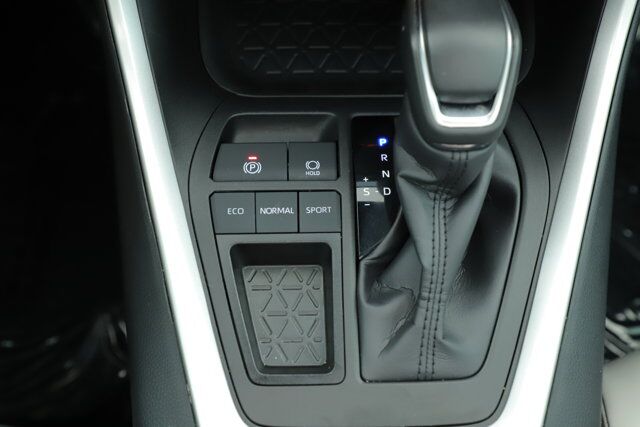 2024 Toyota RAV4 XLE Premium New Braunfels TX