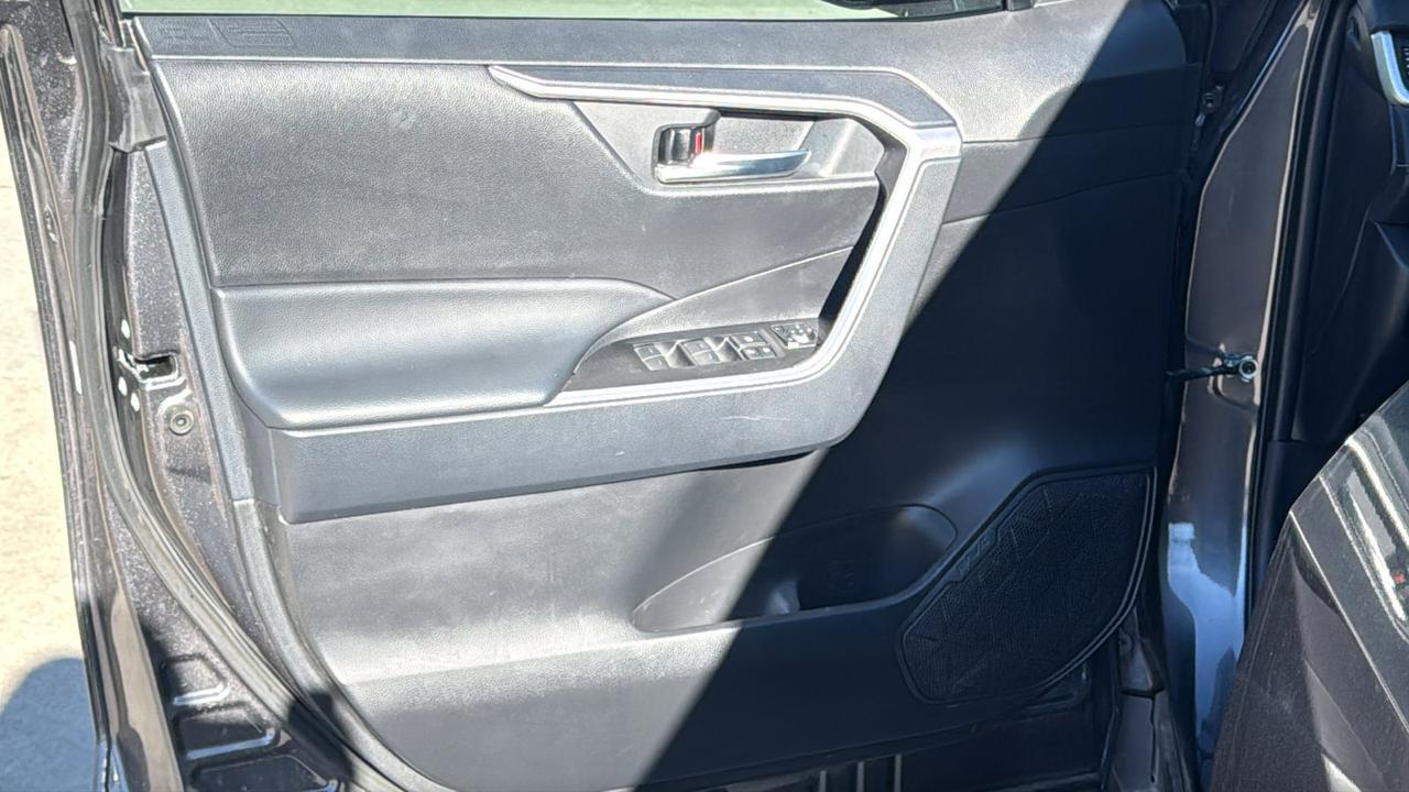2024 Toyota RAV4 XLE Premium  Selma TX