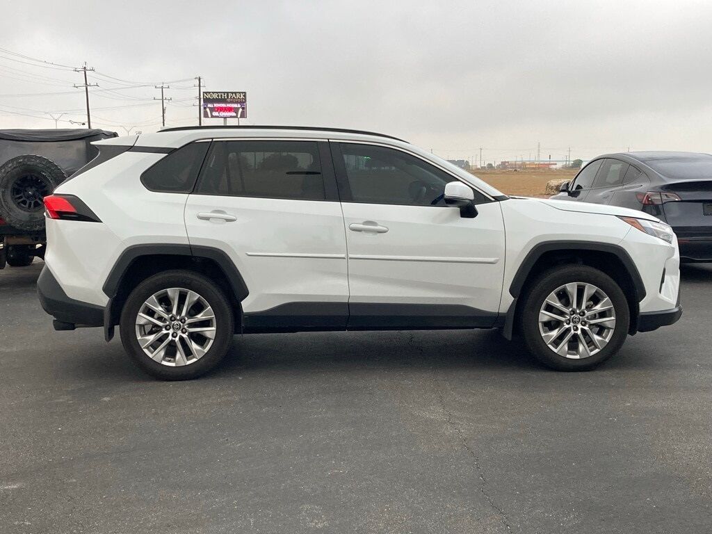 2024 Toyota RAV4 XLE Premium
