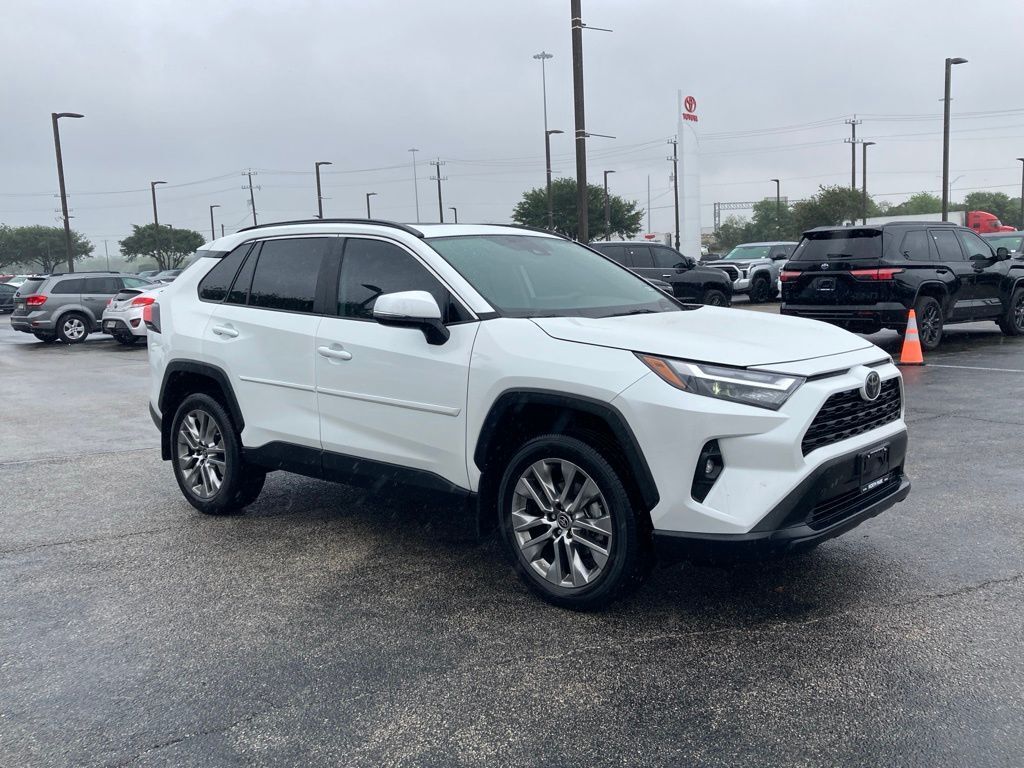 2024 Toyota RAV4 XLE Premium