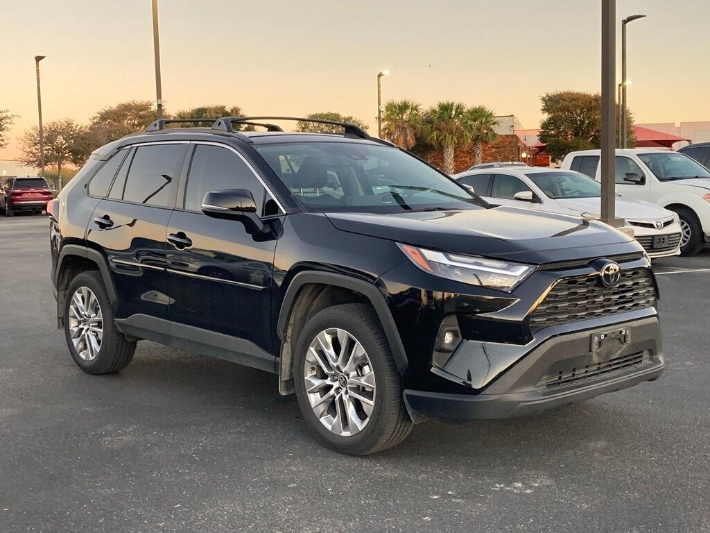 2024 Toyota RAV4 XLE Premium