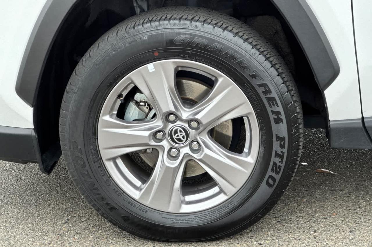 2024 Toyota RAV4 XLE Roseville CA