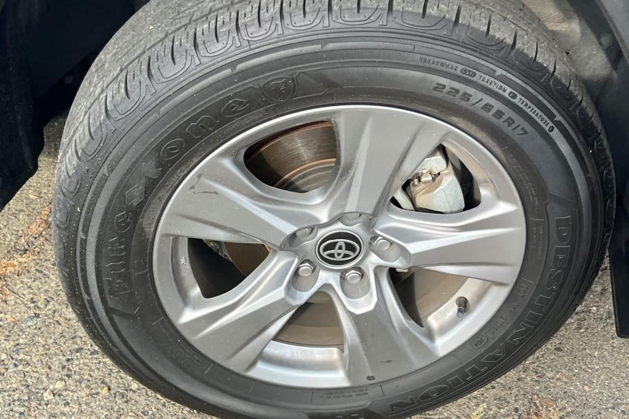 2024 Toyota RAV4 XLE Roseville CA