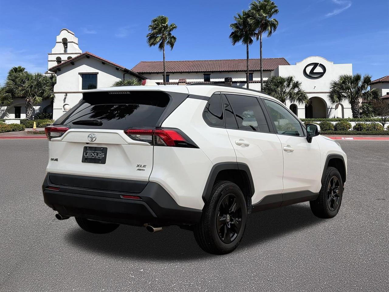 2024 Toyota RAV4 XLE