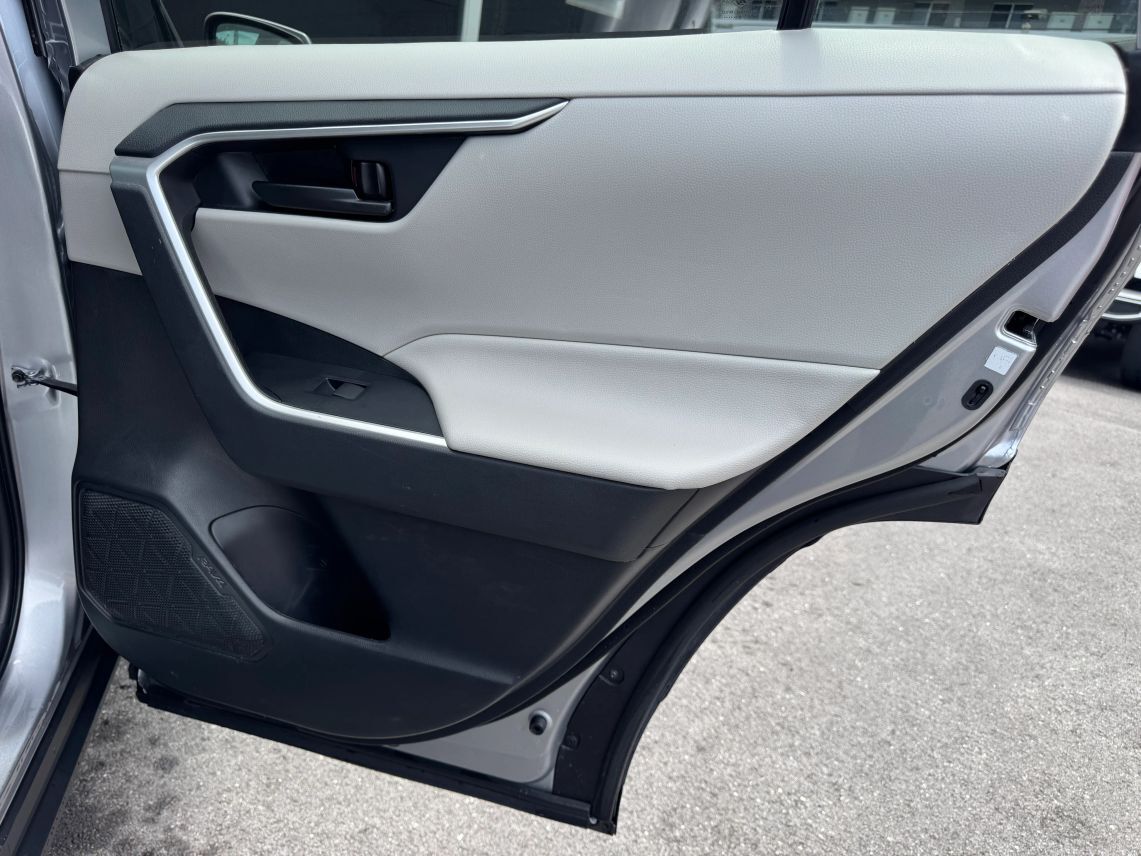 2024 Toyota RAV4 XLE Sport Utility 4D