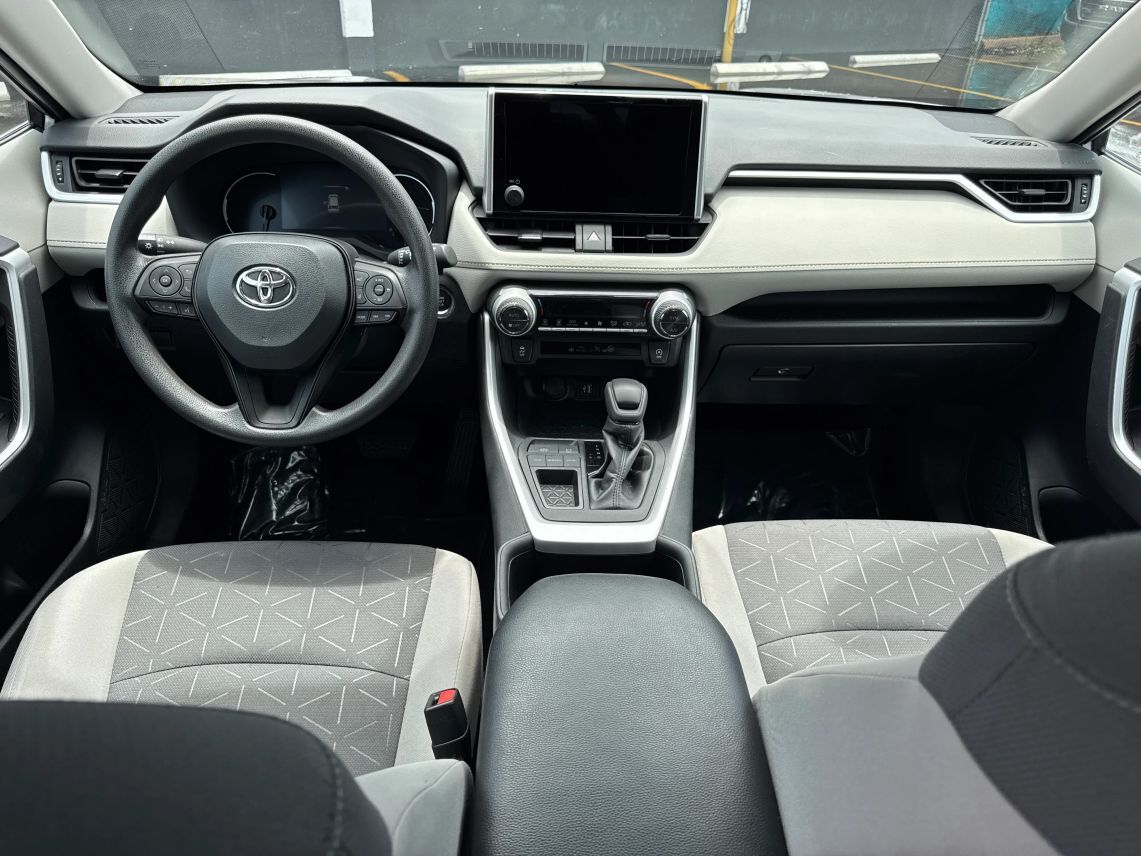 2024 Toyota RAV4 XLE Sport Utility 4D