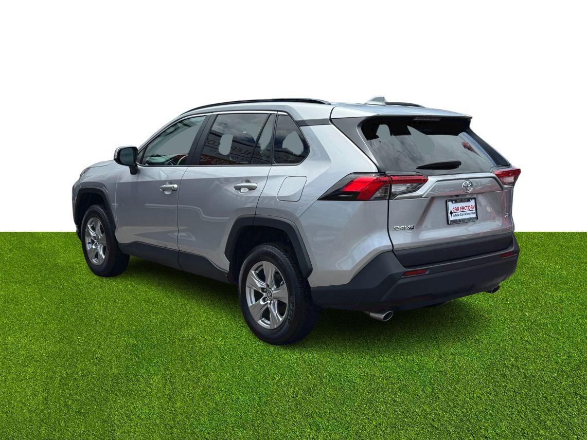 2024 Toyota RAV4 XLE Sport Utility 4D