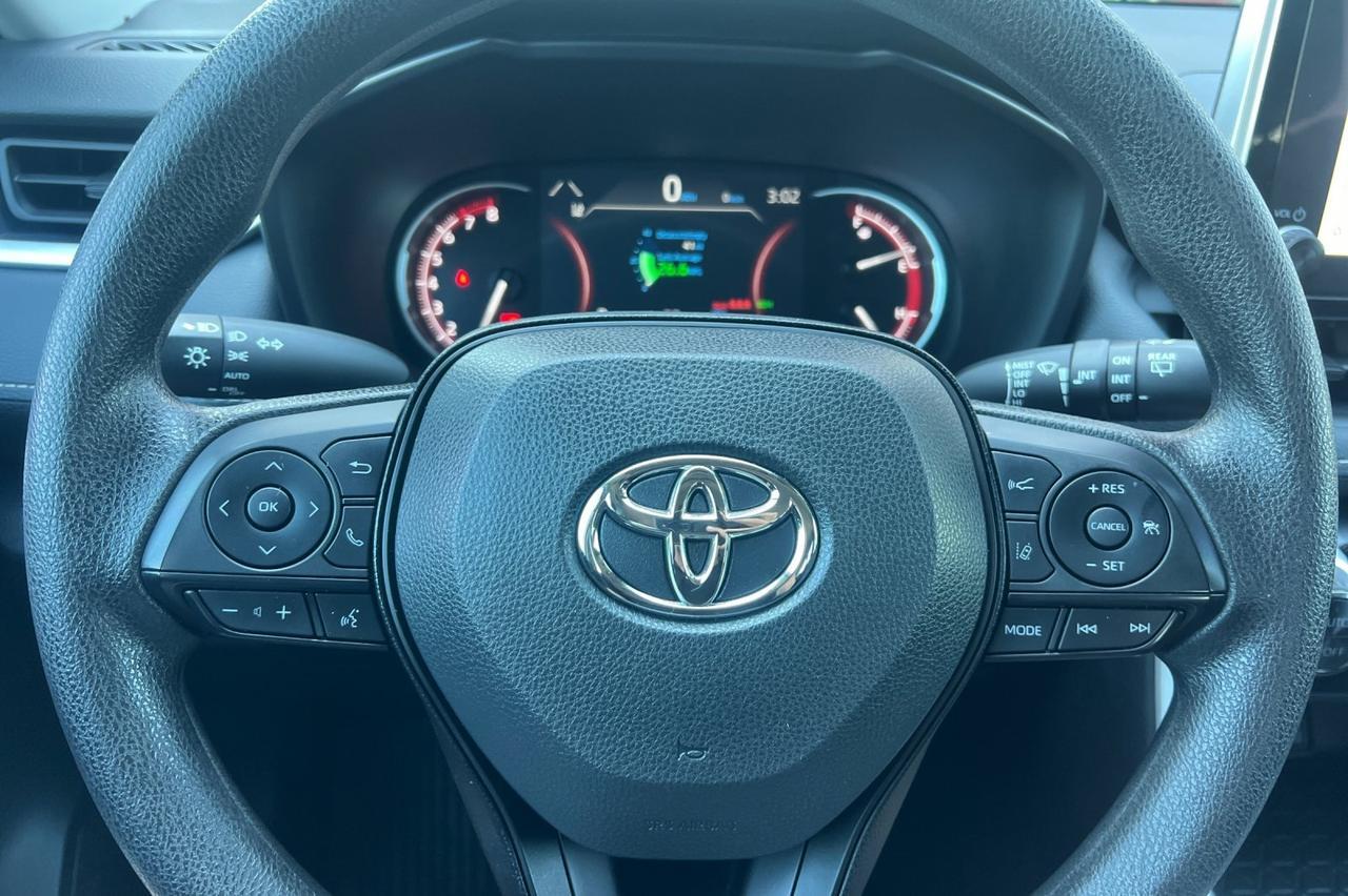 2024 Toyota RAV4 XLE Ontario OR