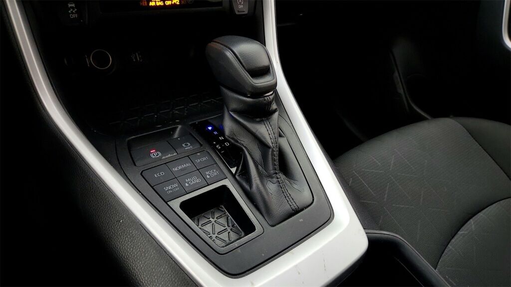 2024 Toyota RAV4 XLE Laurel MD