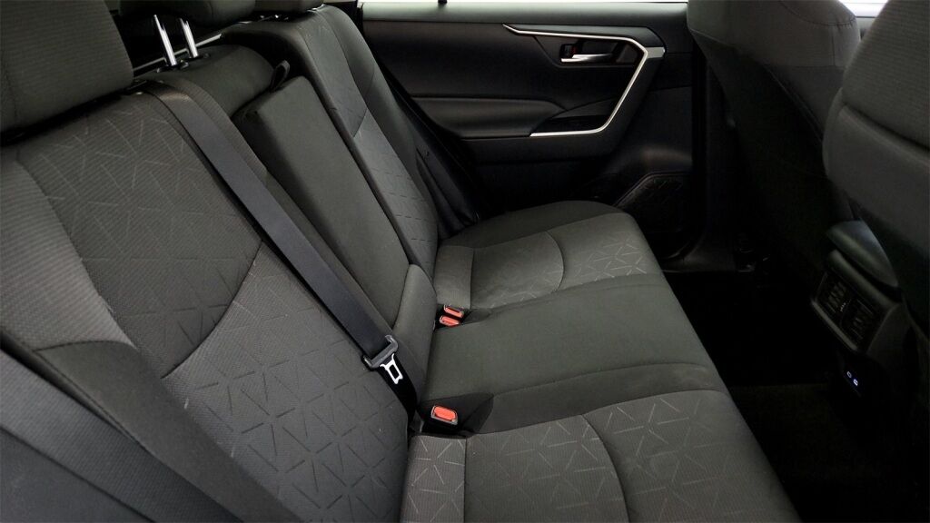 2024 Toyota RAV4 XLE Laurel MD