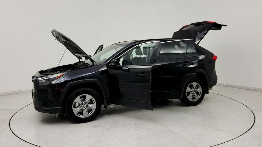 2024 Toyota RAV4 XLE Laurel MD