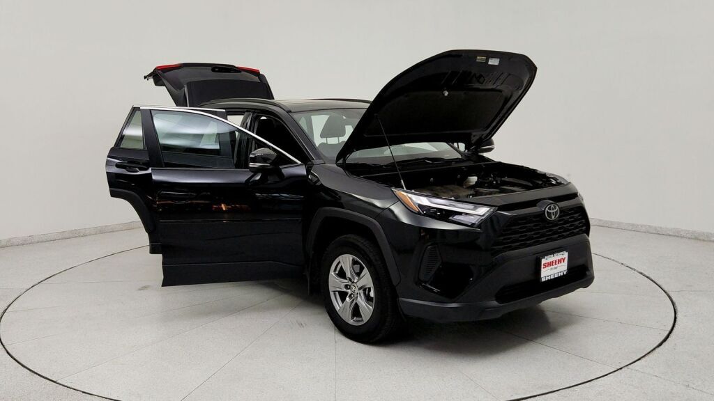 2024 Toyota RAV4 XLE Laurel MD