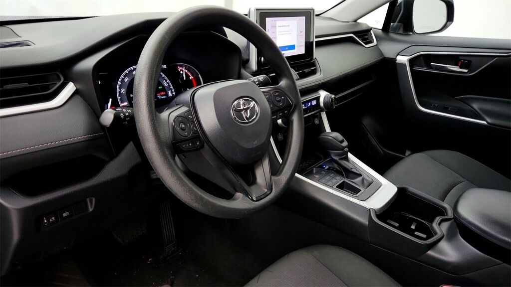 2024 Toyota RAV4 XLE Laurel MD