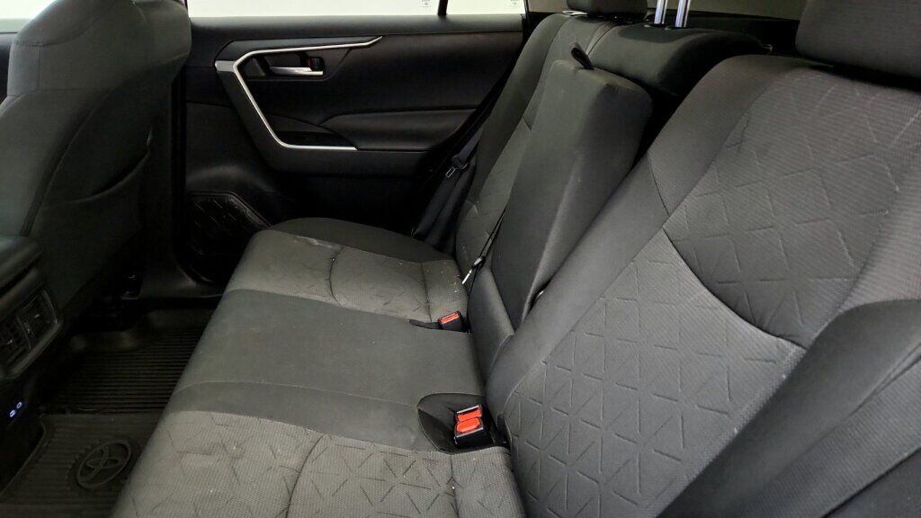 2024 Toyota RAV4 XLE Laurel MD