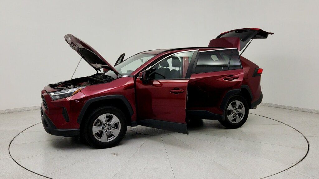 2024 Toyota RAV4 XLE Laurel MD