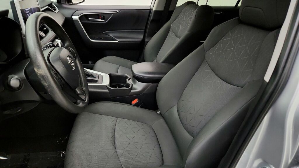 2024 Toyota RAV4 XLE Laurel MD