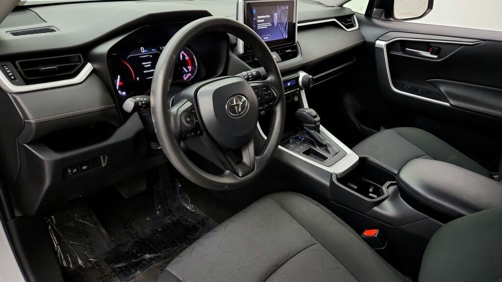 2024 Toyota RAV4 XLE Laurel MD