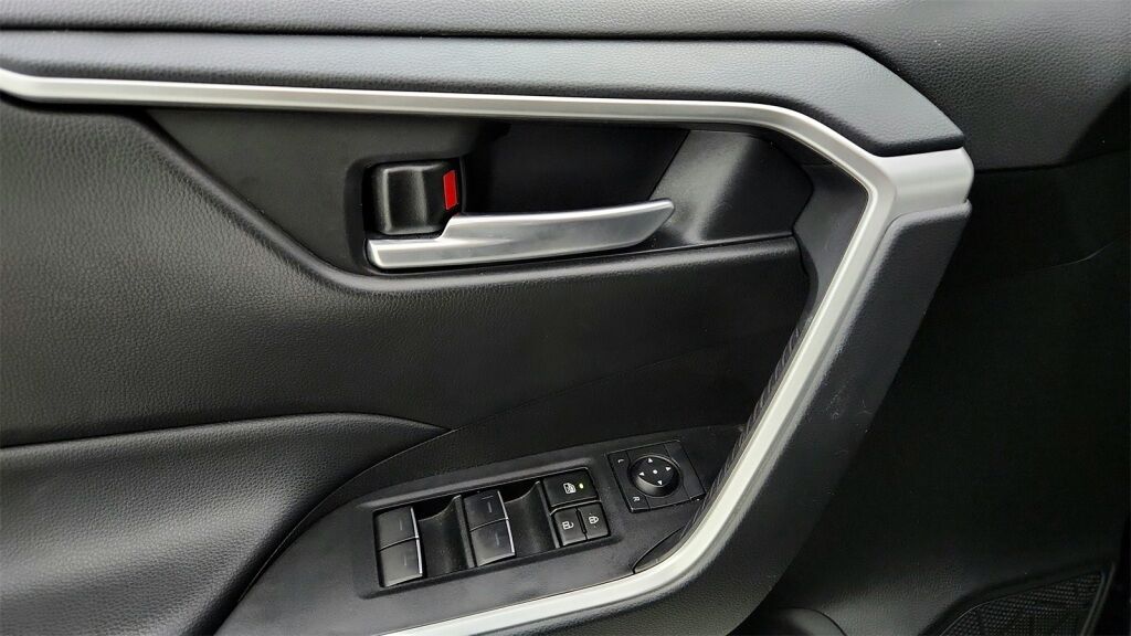 2024 Toyota RAV4 XLE Laurel MD