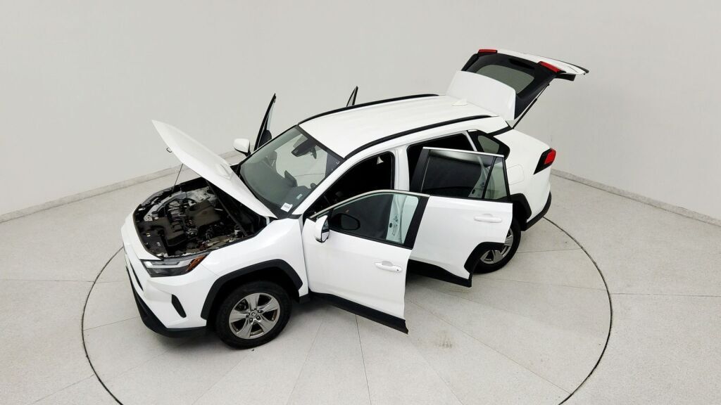 2024 Toyota RAV4 XLE Laurel MD