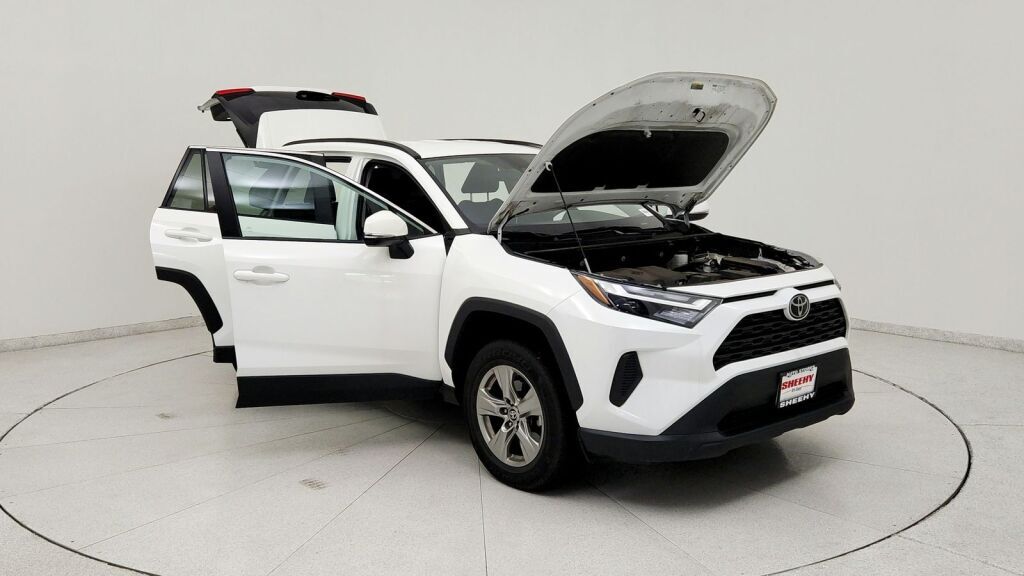 2024 Toyota RAV4 XLE Laurel MD