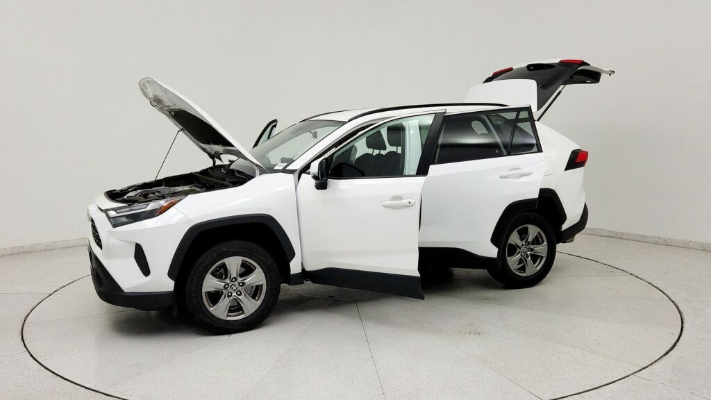2024 Toyota RAV4 XLE Laurel MD