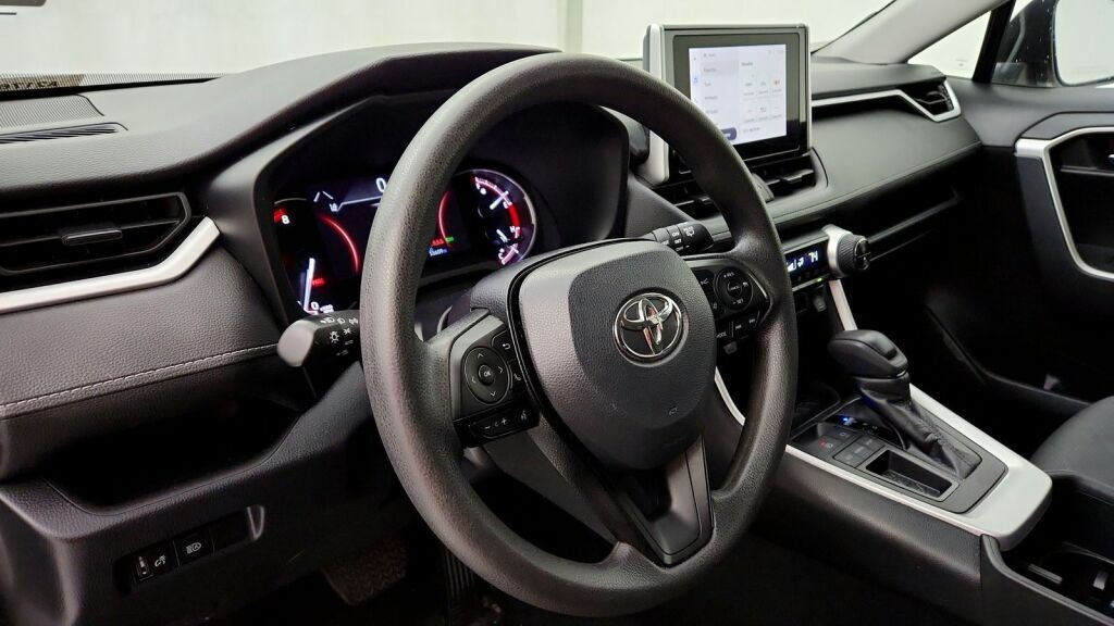 2024 Toyota RAV4 XLE Laurel MD