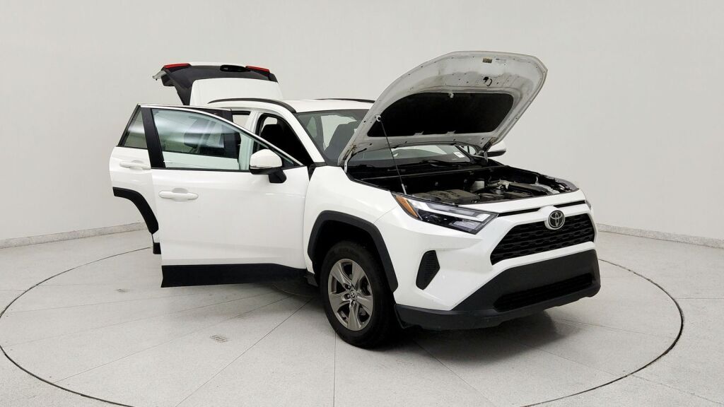 2024 Toyota RAV4 XLE Laurel MD