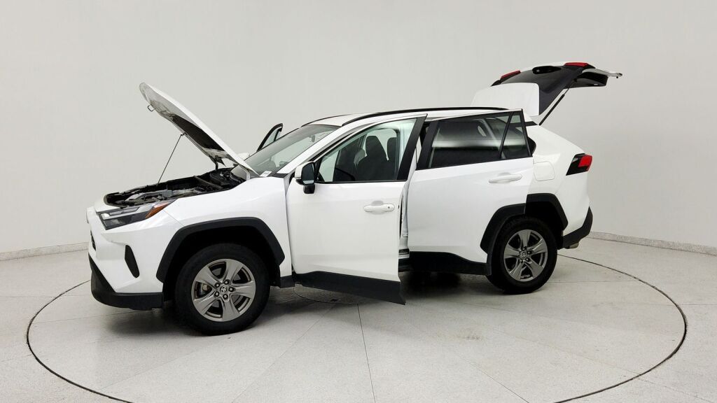 2024 Toyota RAV4 XLE Laurel MD