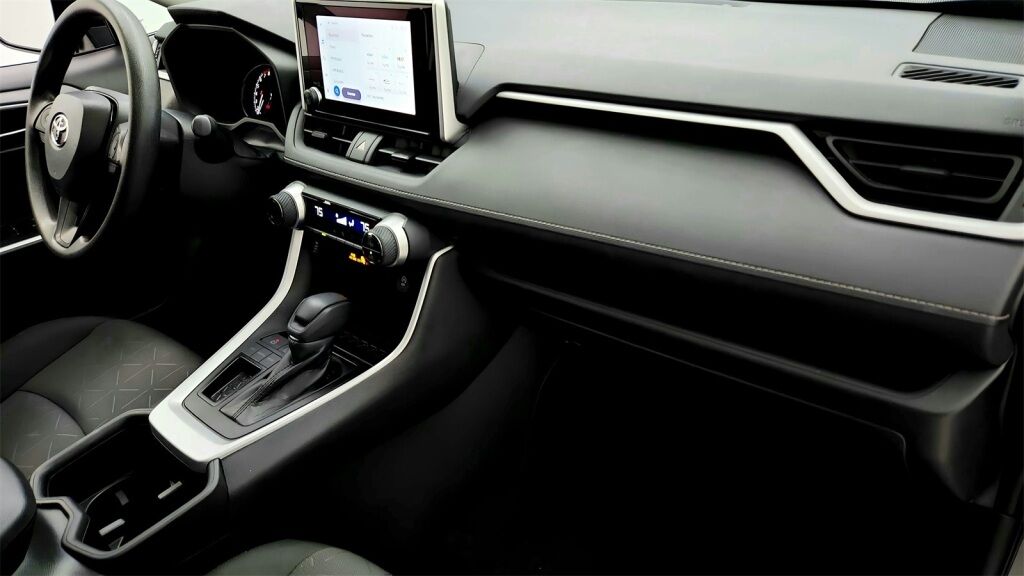 2024 Toyota RAV4 XLE Laurel MD