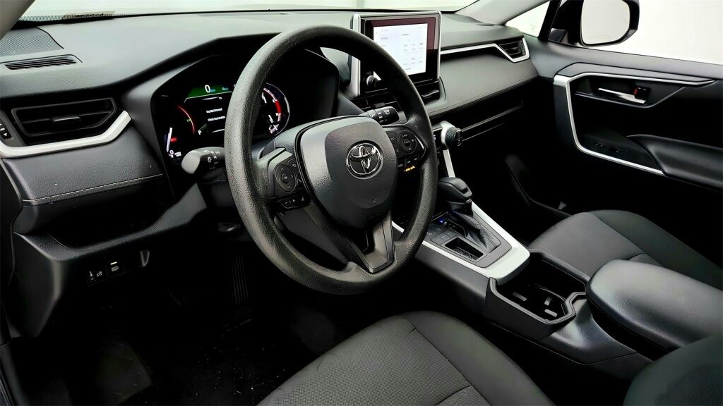 2024 Toyota RAV4 XLE Laurel MD