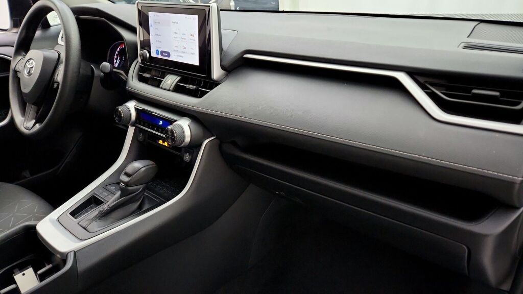 2024 Toyota RAV4 XLE Laurel MD