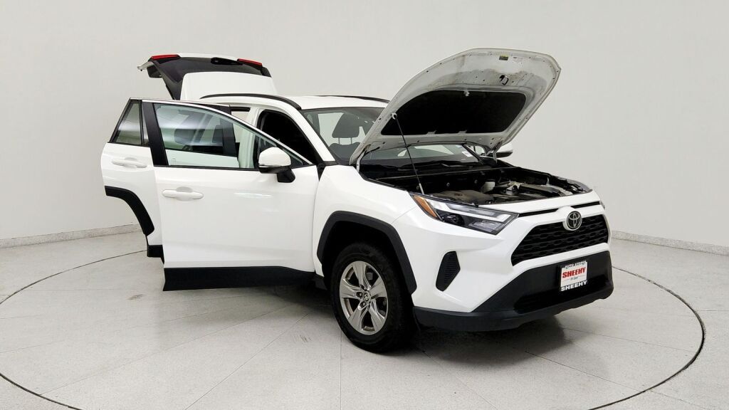 2024 Toyota RAV4 XLE Laurel MD