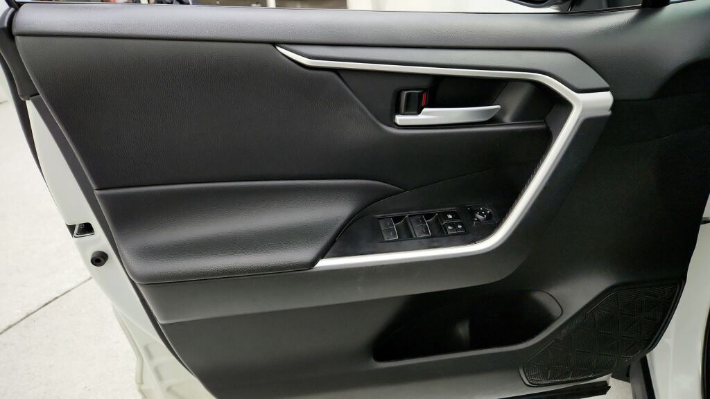 2024 Toyota RAV4 XLE Laurel MD