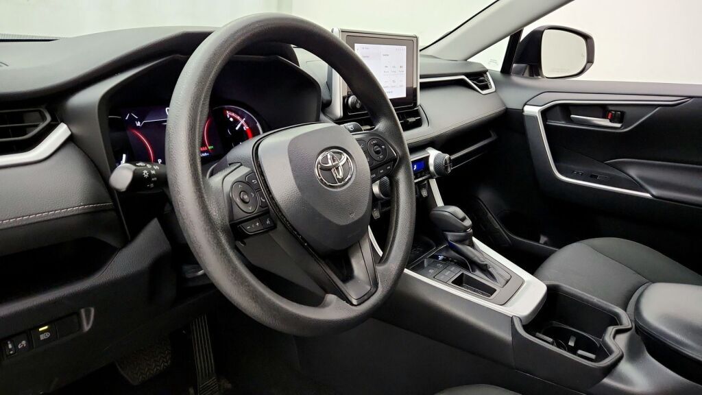 2024 Toyota RAV4 XLE Laurel MD