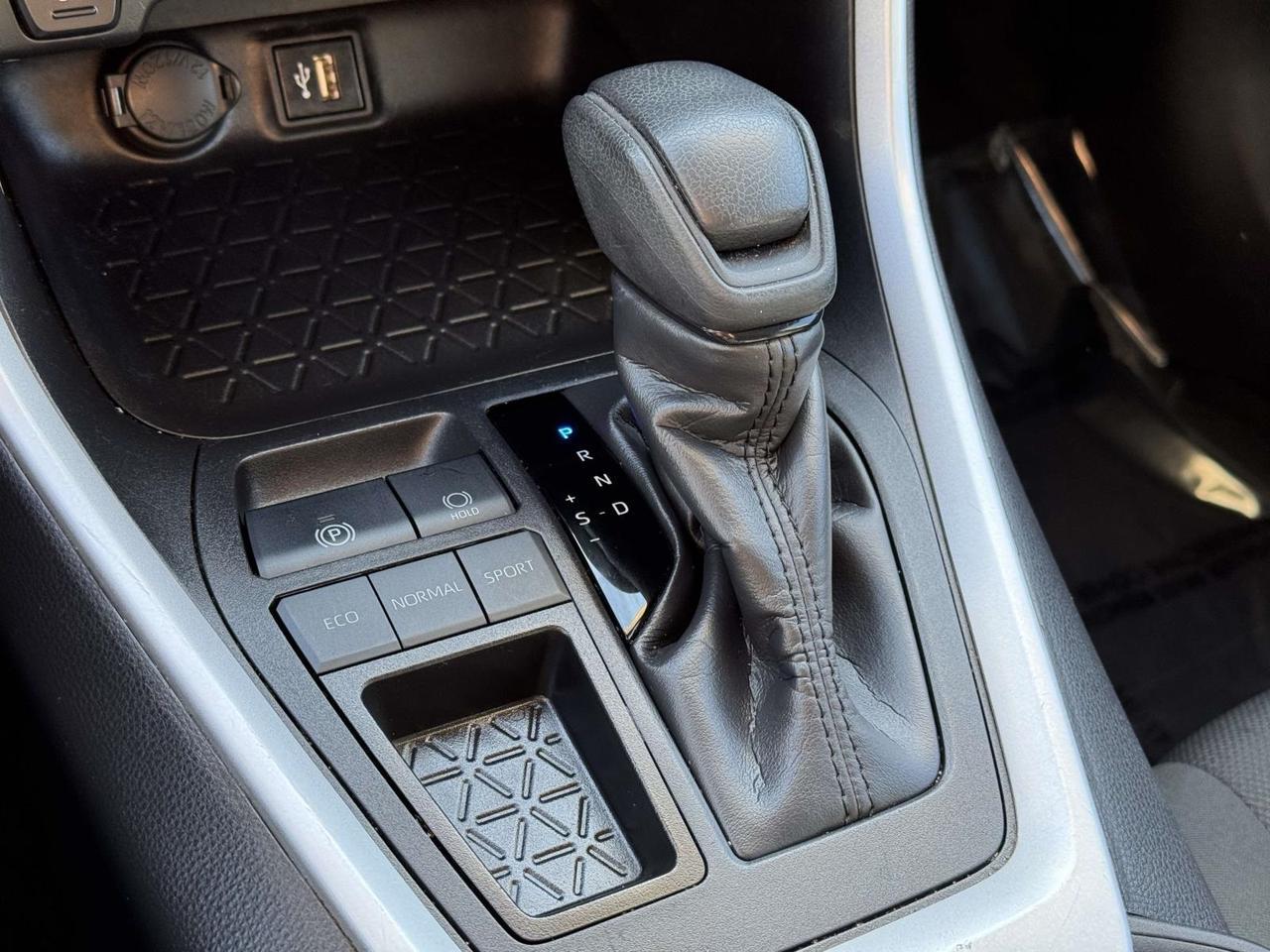 2024 Toyota RAV4 XLE Fredericksburg VA