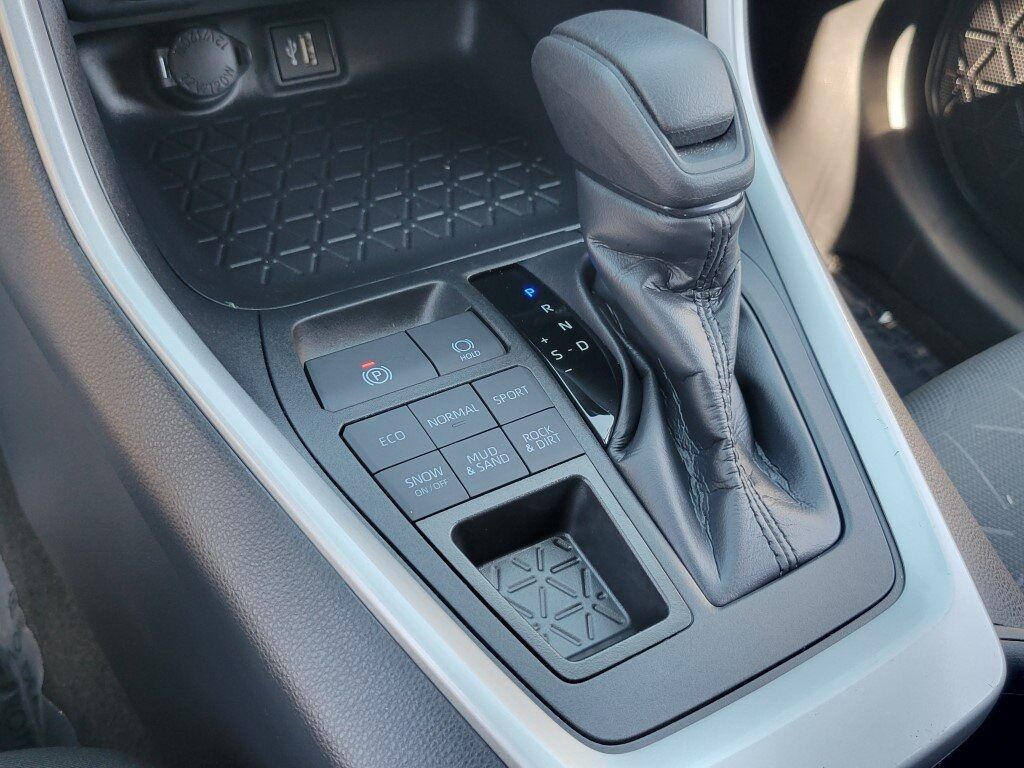 2024 Toyota RAV4 XLE Chantilly VA