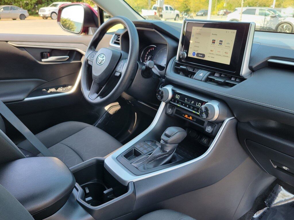 2024 Toyota RAV4 XLE Chantilly VA