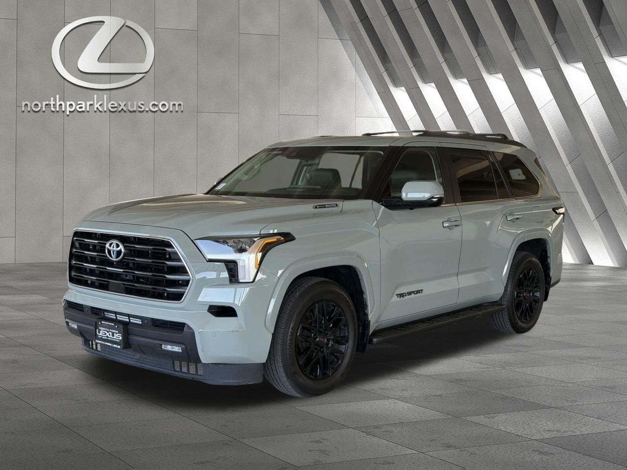2024 Toyota Sequoia SR5