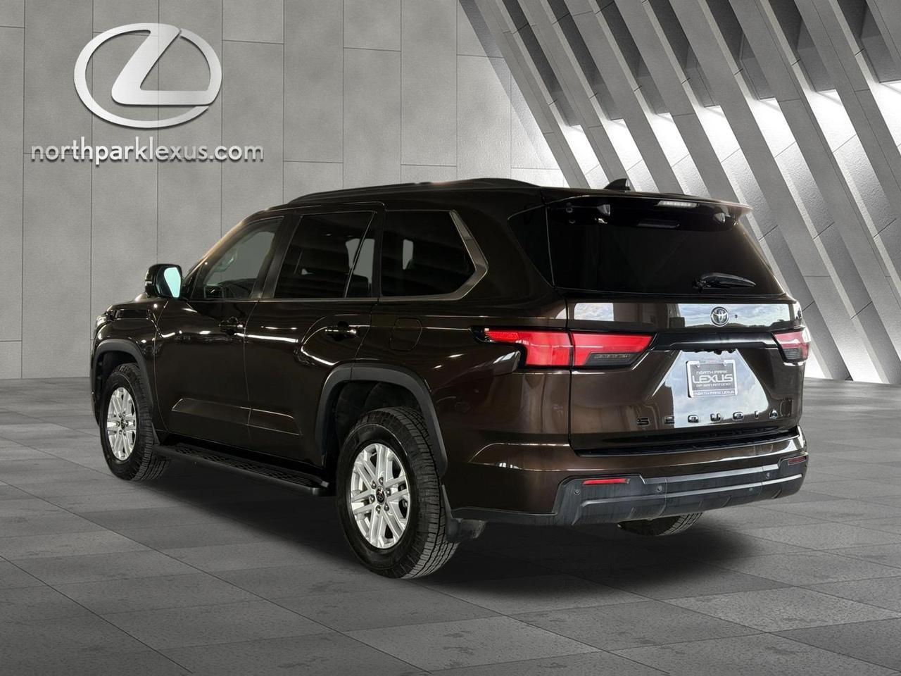2024 Toyota Sequoia SR5