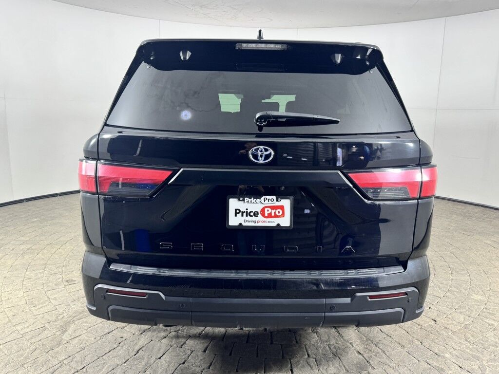 2024 Toyota Sequoia TRD Off-Road 4WD Maumee OH