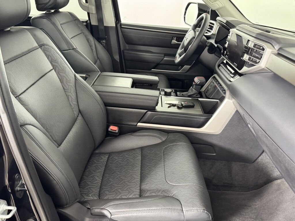 2024 Toyota Sequoia TRD Off-Road 4WD Maumee OH