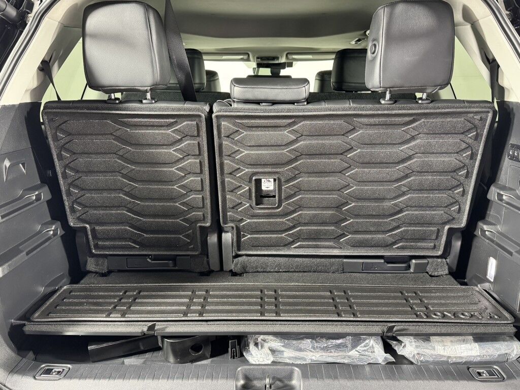 2024 Toyota Sequoia TRD Off-Road 4WD Maumee OH