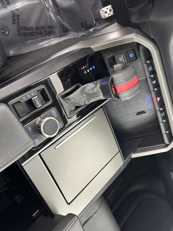 2024 Toyota Sequoia TRD Off-Road 4WD Maumee OH