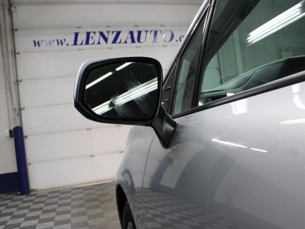 2024 Toyota Sienna LE FWD 8 Passenger Fond du Lac WI
